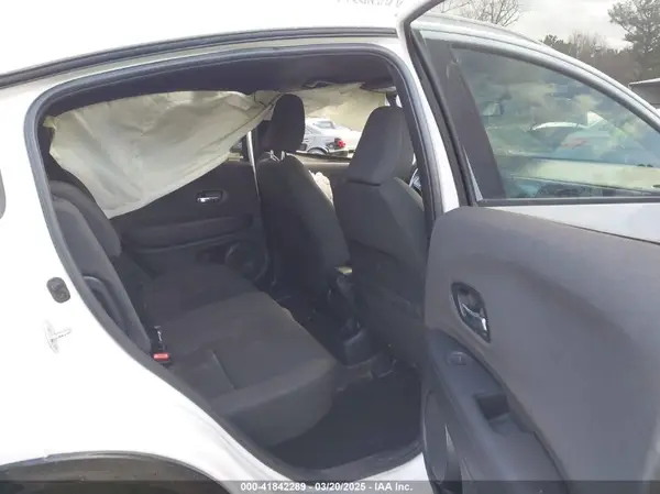 3CZRU6H16NM708702 2022 HONDA HR-V - Image 8