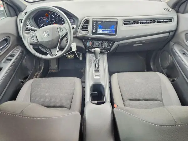 3CZRU6H17KG700943 2019 HONDA HR-V - Image 8