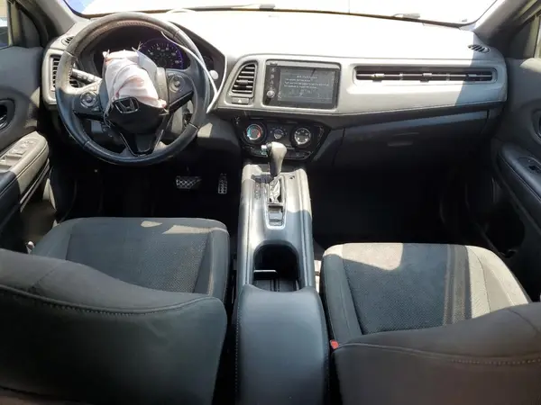 3CZRU6H17KG701123 2019 HONDA HR-V - Image 8