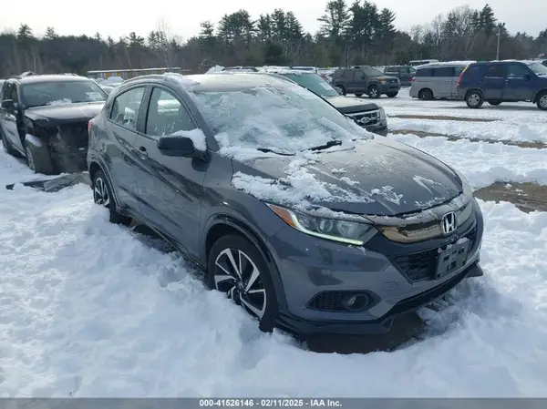 3CZRU6H17KG702837 2019 HONDA HR-V - Image 1