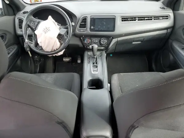 3CZRU6H17KG705057 2019 HONDA HR-V - Image 8