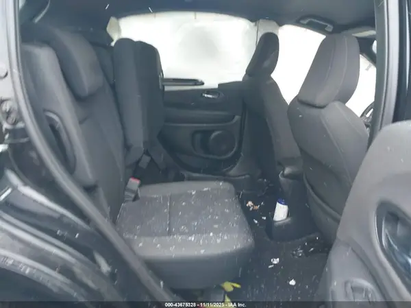 3CZRU6H17KG705916 2019 HONDA HR-V - Image 8