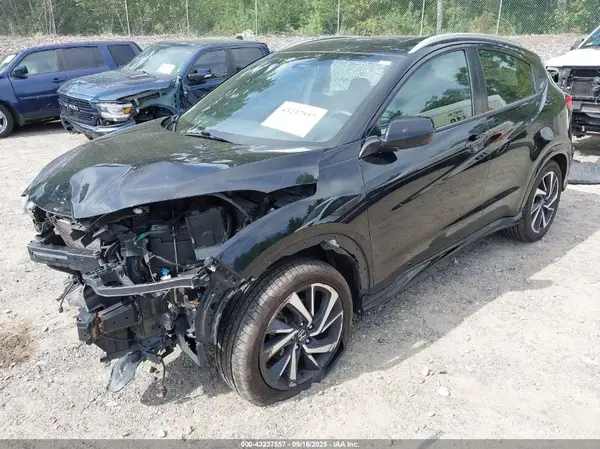 3CZRU6H17KG710887 2019 HONDA HR-V - Image 2