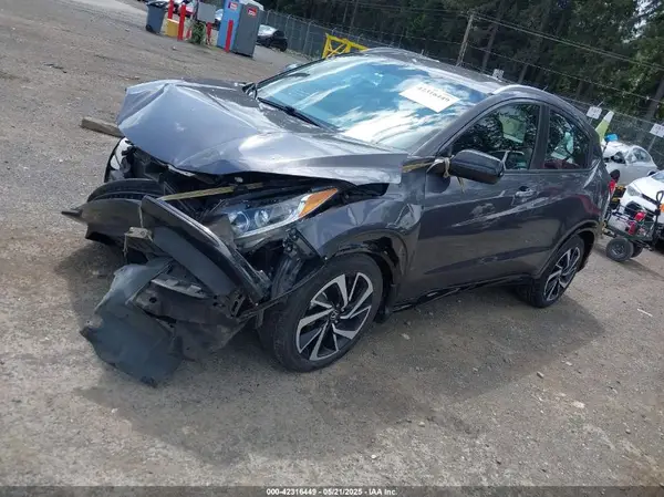 3CZRU6H17KG711912 2019 HONDA HR-V - Image 2