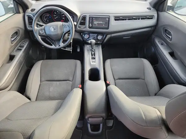 3CZRU6H17KG716527 2019 HONDA HR-V - Image 8