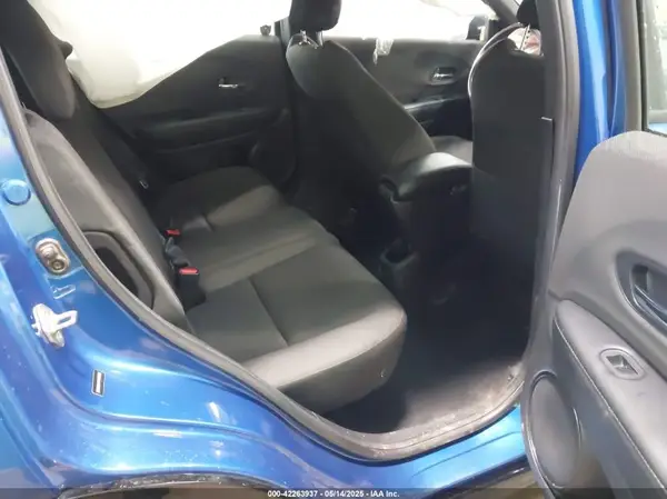 3CZRU6H17KG720805 2019 HONDA HR-V - Image 8