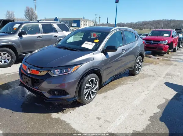 3CZRU6H17KG723767 2019 HONDA HR-V - Image 2