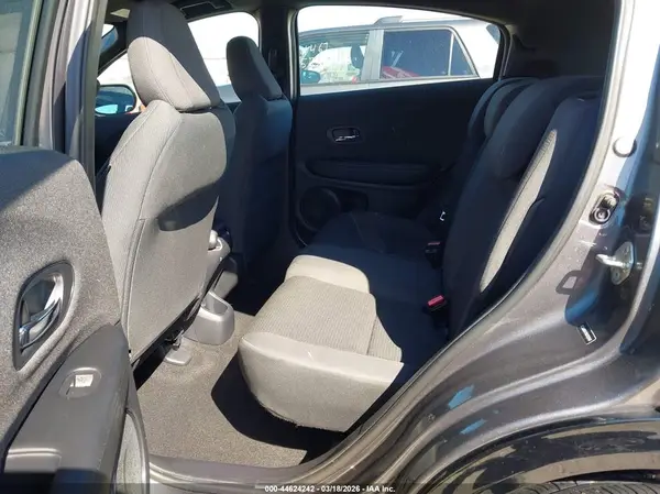 3CZRU6H17KG723767 2019 HONDA HR-V - Image 8