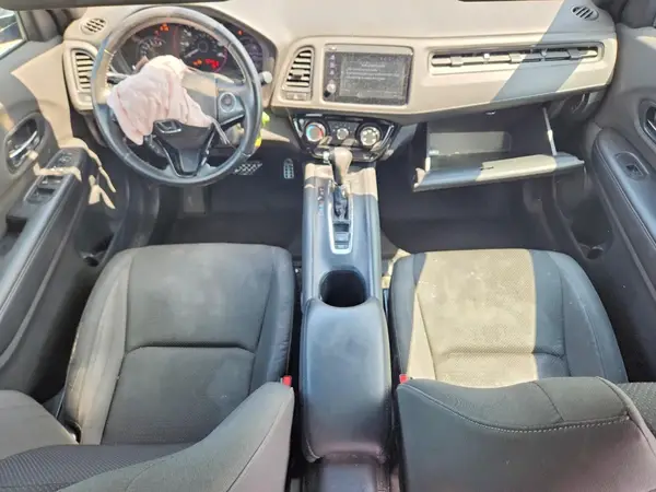3CZRU6H17KG729553 2019 HONDA HR-V - Image 8