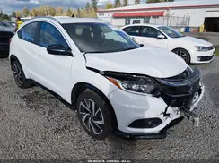 3CZRU6H17KM702595 2019 HONDA HR-V