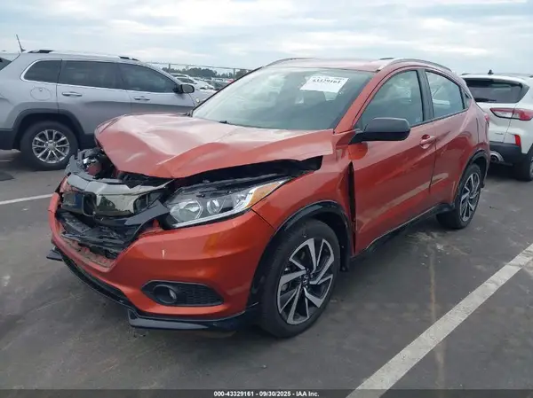 3CZRU6H17KM707277 2019 HONDA HR-V - Image 2