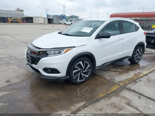 3CZRU6H17KM739629 2019 HONDA HR-V - Image 2