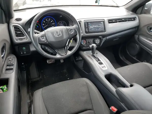 3CZRU6H17KM743616 2019 HONDA HR-V - Image 8