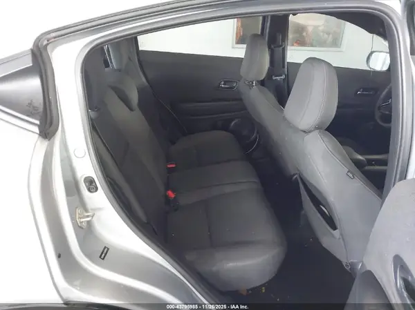 3CZRU6H17LM705417 2020 HONDA HR-V - Image 8