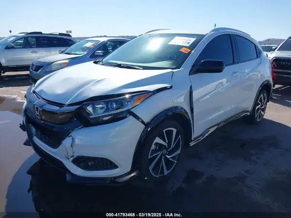 3CZRU6H17LM706499 2020 HONDA HR-V - Image 2