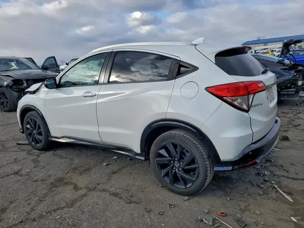 3CZRU6H17MM704592 2021 HONDA HR-V - Image 2
