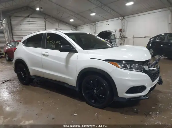3CZRU6H17MM712322 2021 HONDA HR-V - Image 1