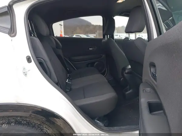 3CZRU6H17MM734207 2021 HONDA HR-V - Image 8