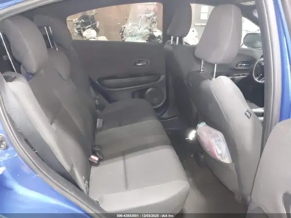 3CZRU6H17MM744090 2021 HONDA HR-V - Image 8