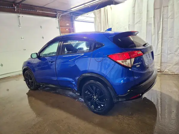 3CZRU6H17MM756465 2021 HONDA HR-V - Image 2