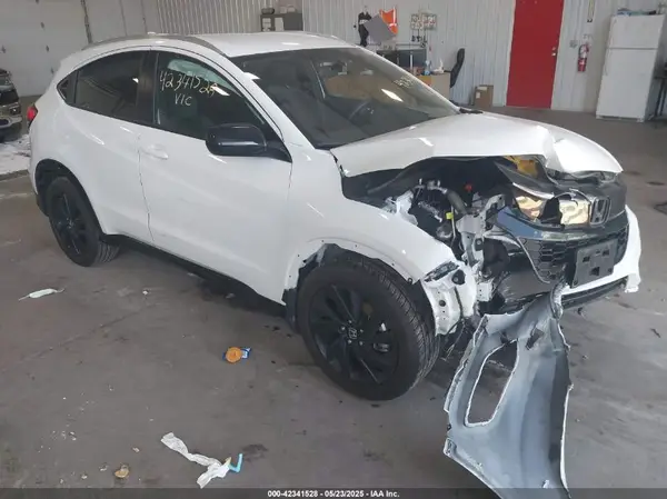 3CZRU6H17NM773588 2022 HONDA HR-V - Image 1