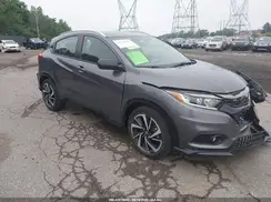 3CZRU6H18KG701261 2019 HONDA HR-V