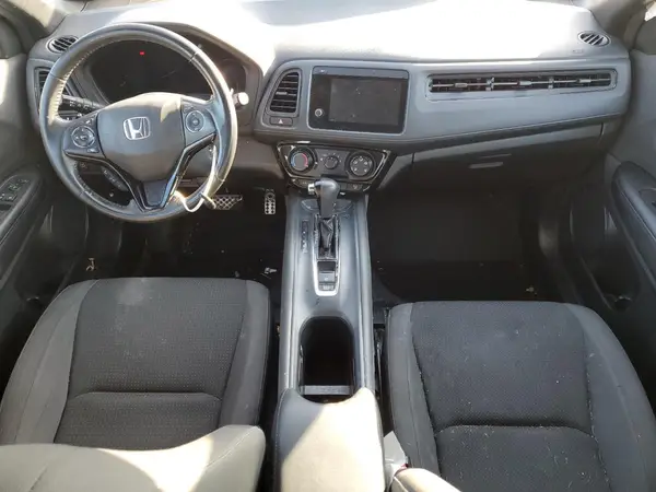3CZRU6H18KG702331 2019 HONDA HR-V - Image 8