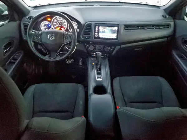 3CZRU6H18KG703057 2019 HONDA HR-V - Image 8