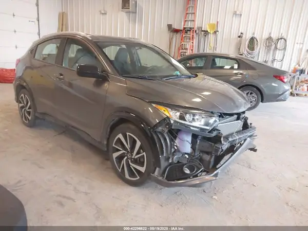 3CZRU6H18KG706038 2019 HONDA HR-V - Image 1
