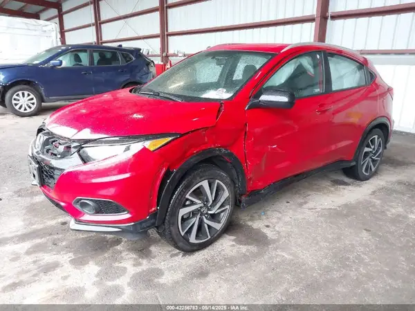 3CZRU6H18KG708677 2019 HONDA HR-V - Image 2