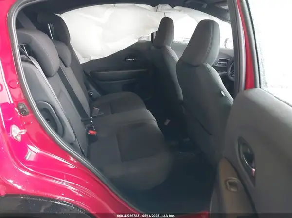 3CZRU6H18KG708677 2019 HONDA HR-V - Image 8