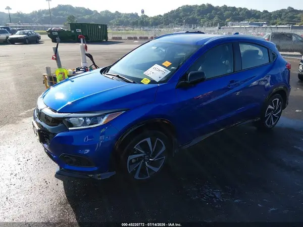 3CZRU6H18KG709666 2019 HONDA HR-V - Image 2