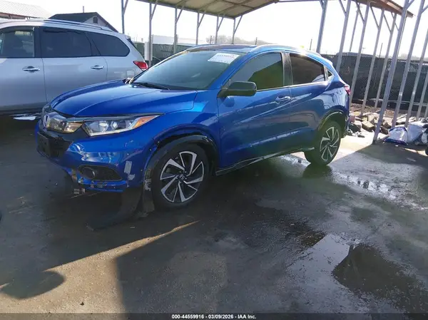 3CZRU6H18KG713670 2019 HONDA HR-V - Image 2