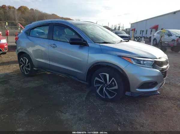 3CZRU6H18KG713779 2019 HONDA HR-V - Image 1
