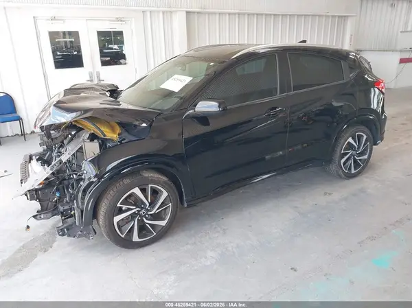 3CZRU6H18KG715032 2019 HONDA HR-V - Image 2