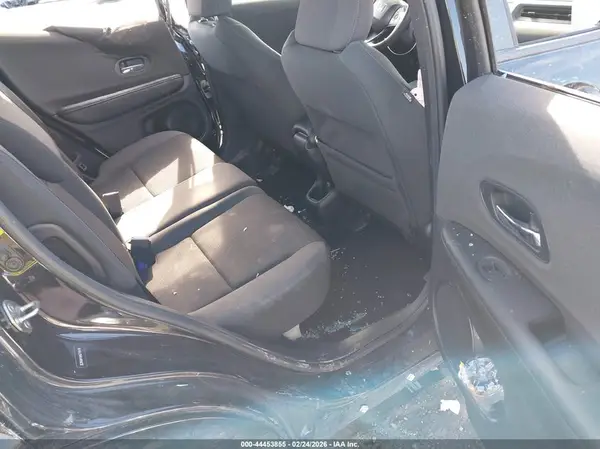 3CZRU6H18KG719176 2019 HONDA HR-V - Image 8