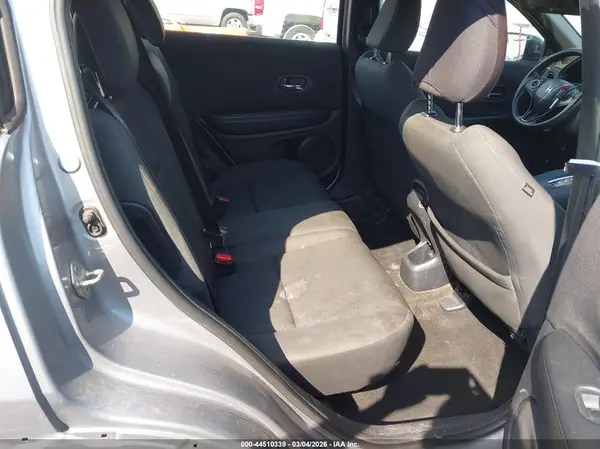 3CZRU6H18KG720182 2019 HONDA HR-V - Image 8