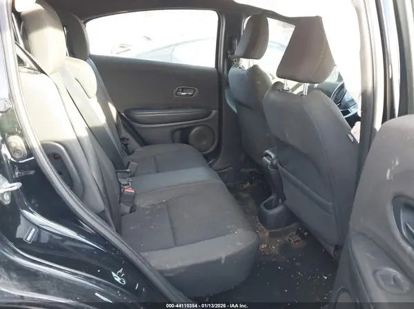 3CZRU6H18KG721087 2019 HONDA HR-V - Image 8