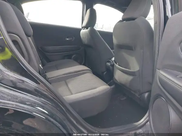 3CZRU6H18KG722241 2019 HONDA HR-V - Image 8