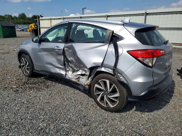 3CZRU6H18KG722546 2019 HONDA HR-V - Image 2