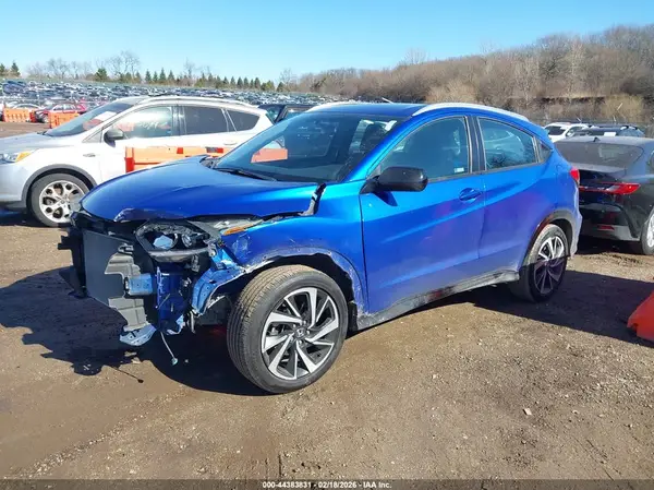 3CZRU6H18KG723065 2019 HONDA HR-V - Image 2