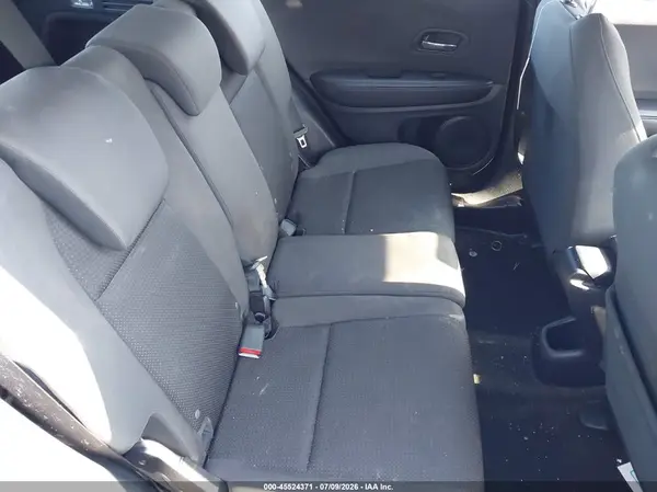 3CZRU6H18KG724958 2019 HONDA HR-V - Image 8