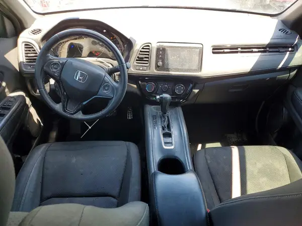 3CZRU6H18KG733983 2019 HONDA HR-V - Image 8
