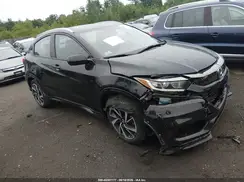 3CZRU6H18KM732754 2019 HONDA HR-V