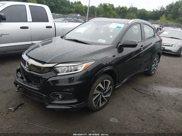 3CZRU6H18KM732754 2019 HONDA HR-V - Image 2