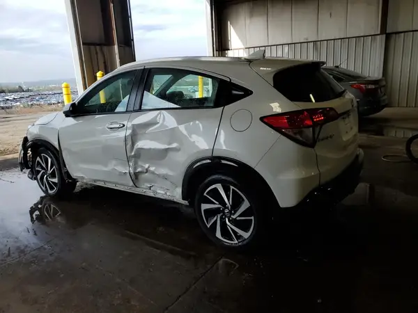 3CZRU6H18LM701330 2020 HONDA HR-V - Image 2
