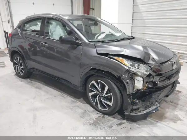 3CZRU6H18LM709069 2020 HONDA HR-V - Image 1