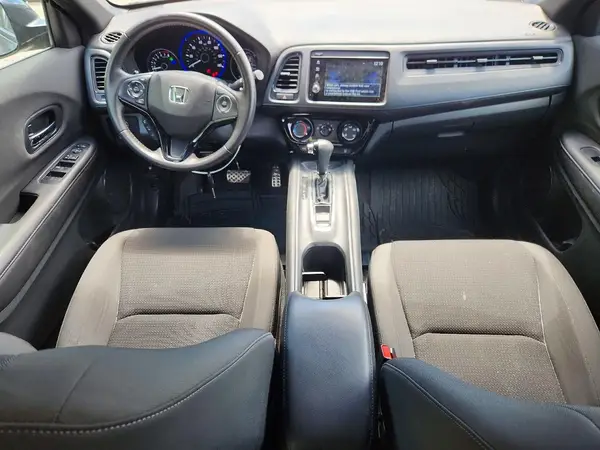 3CZRU6H18LM735963 2020 HONDA HR-V - Image 8