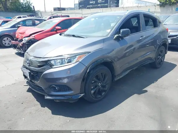 3CZRU6H18MM731817 2021 HONDA HR-V - Image 2