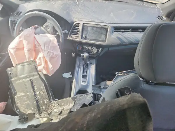 3CZRU6H18MM733583 2021 HONDA HR-V - Image 8
